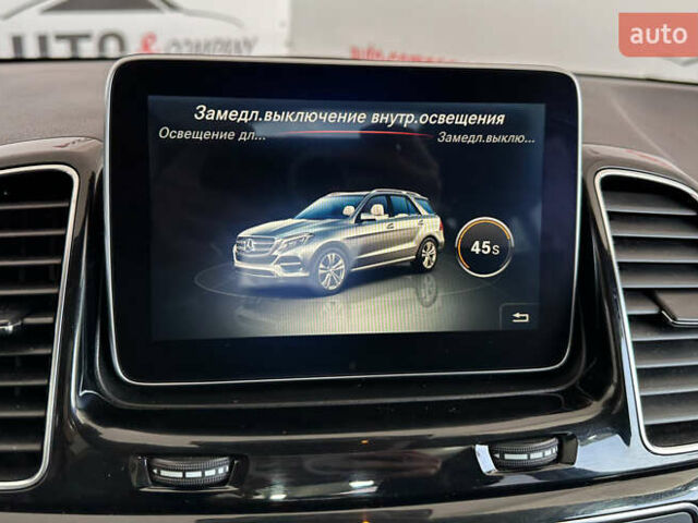 Серый Мерседес ГЛЕ-Класс, объемом двигателя 2.99 л и пробегом 197 тыс. км за 29450 $, фото 28 на Automoto.ua