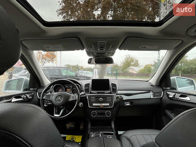 Серый Мерседес ГЛЕ-Класс, объемом двигателя 3.5 л и пробегом 96 тыс. км за 27900 $, фото 7 на Automoto.ua