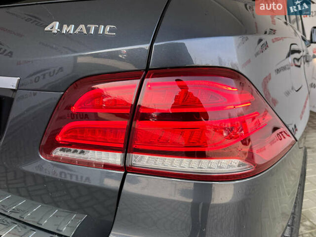 Серый Мерседес ГЛЕ-Класс, объемом двигателя 2.99 л и пробегом 197 тыс. км за 29450 $, фото 33 на Automoto.ua