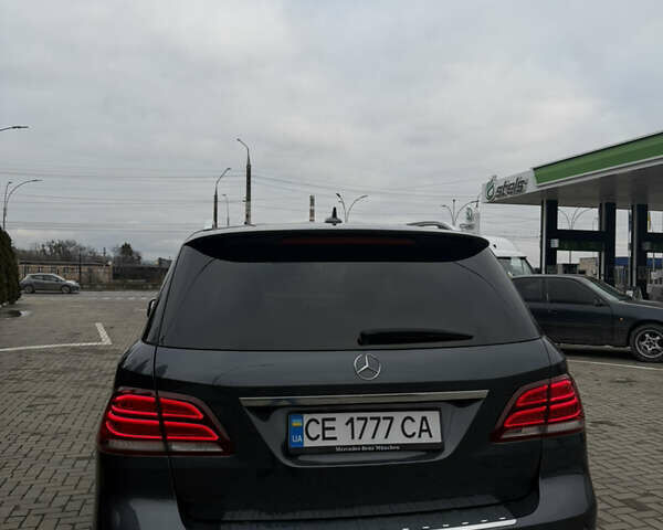 Серый Мерседес ГЛЕ-Класс, объемом двигателя 2.99 л и пробегом 90 тыс. км за 36000 $, фото 3 на Automoto.ua