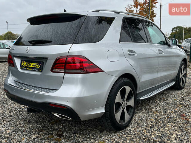Серый Мерседес ГЛЕ-Класс, объемом двигателя 3.5 л и пробегом 96 тыс. км за 27900 $, фото 3 на Automoto.ua