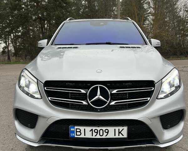 Серый Мерседес ГЛЕ-Класс, объемом двигателя 2.99 л и пробегом 181 тыс. км за 30500 $, фото 1 на Automoto.ua