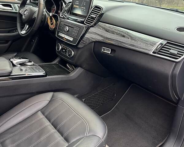 Серый Мерседес ГЛЕ-Класс, объемом двигателя 2.99 л и пробегом 181 тыс. км за 30500 $, фото 29 на Automoto.ua