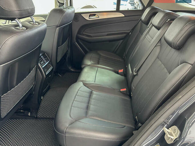 Серый Мерседес ГЛЕ-Класс, объемом двигателя 2.99 л и пробегом 197 тыс. км за 29450 $, фото 10 на Automoto.ua