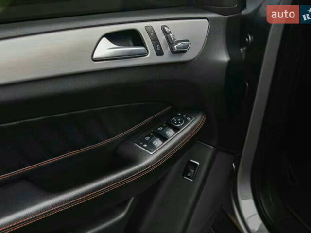 Сірий Мерседес ГЛЕ-Клас, об'ємом двигуна 3 л та пробігом 155 тис. км за 43800 $, фото 15 на Automoto.ua