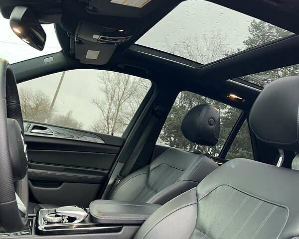 Серый Мерседес ГЛЕ-Класс, объемом двигателя 2.99 л и пробегом 181 тыс. км за 30500 $, фото 13 на Automoto.ua