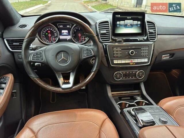 Серый Мерседес ГЛЕ-Класс, объемом двигателя 2.99 л и пробегом 169 тыс. км за 49350 $, фото 24 на Automoto.ua