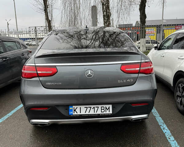 Серый Мерседес ГЛЕ-Класс, объемом двигателя 3 л и пробегом 58 тыс. км за 44777 $, фото 3 на Automoto.ua