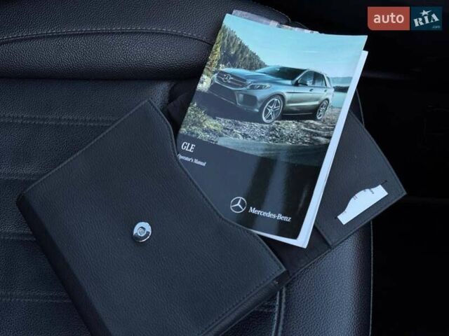 Серый Мерседес ГЛЕ-Класс, объемом двигателя 3.5 л и пробегом 159 тыс. км за 24500 $, фото 80 на Automoto.ua