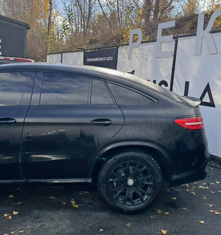 Серый Мерседес ГЛЕ-Класс, объемом двигателя 2.99 л и пробегом 123 тыс. км за 48000 $, фото 4 на Automoto.ua