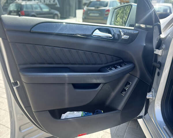 Мерседес ГЛЕ-Клас 2016 у Черкасах на Automoto.ua Сірий Мерседес ГЛЕ-Клас, об'ємом двигуна 2.99 л та пробігом 144 тис. км за 36500 $, фото 4 на Automoto.ua