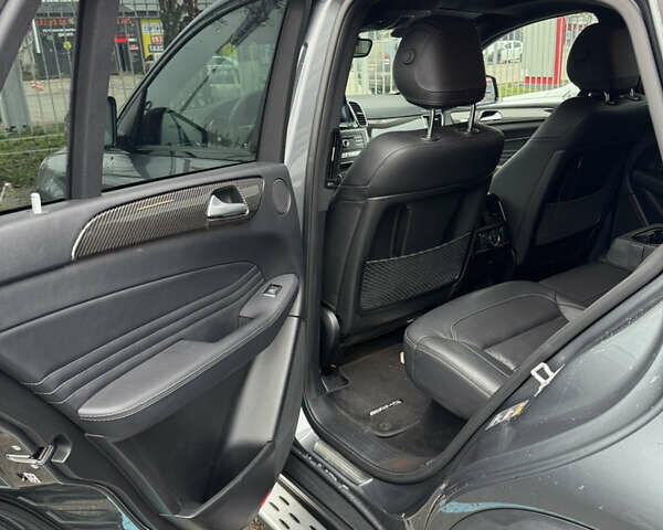 Серый Мерседес ГЛЕ-Класс, объемом двигателя 3 л и пробегом 58 тыс. км за 44777 $, фото 20 на Automoto.ua