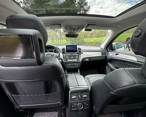 Мерседес ГЛЕ-Клас 2016 у Дніпро (Дніпропетровську) на Automoto.ua Сірий Мерседес ГЛЕ-Клас, об'ємом двигуна 2.99 л та пробігом 166 тис. км за 41500 $, фото 18 на Automoto.ua