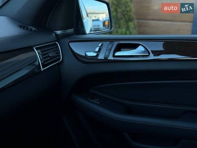 Серый Мерседес ГЛЕ-Класс, объемом двигателя 3.5 л и пробегом 159 тыс. км за 24500 $, фото 56 на Automoto.ua