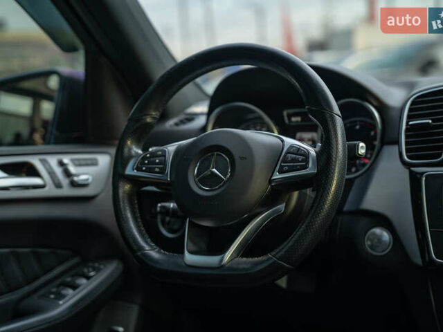 Серый Мерседес ГЛЕ-Класс, объемом двигателя 2.99 л и пробегом 253 тыс. км за 37500 $, фото 26 на Automoto.ua