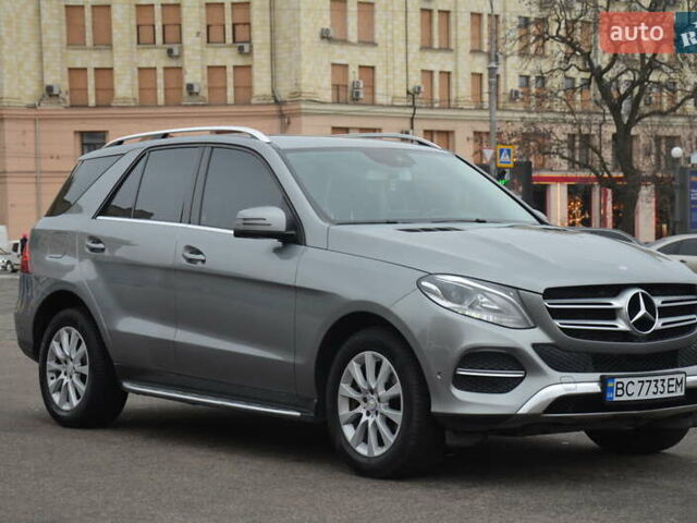Серый Мерседес ГЛЕ-Класс, объемом двигателя 2.2 л и пробегом 211 тыс. км за 26600 $, фото 28 на Automoto.ua