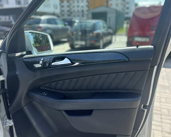 Мерседес ГЛЕ-Клас 2016 у Черкасах на Automoto.ua Сірий Мерседес ГЛЕ-Клас, об'ємом двигуна 2.99 л та пробігом 144 тис. км за 36500 $, фото 7 на Automoto.ua