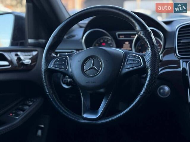 Серый Мерседес ГЛЕ-Класс, объемом двигателя 3.5 л и пробегом 159 тыс. км за 24500 $, фото 66 на Automoto.ua