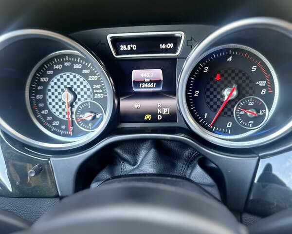 Мерседес ГЛЕ-Клас 2016 у Черкасах на Automoto.ua Сірий Мерседес ГЛЕ-Клас, об'ємом двигуна 2.99 л та пробігом 144 тис. км за 36500 $, фото 11 на Automoto.ua