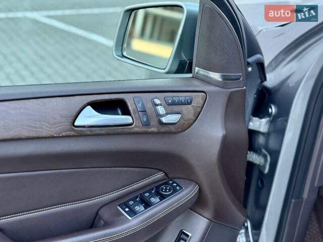 Серый Мерседес ГЛЕ-Класс, объемом двигателя 2.99 л и пробегом 127 тыс. км за 36499 $, фото 18 на Automoto.ua