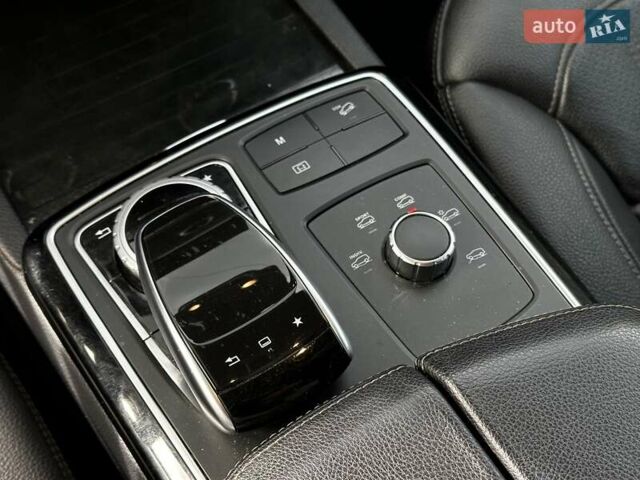 Сірий Мерседес ГЛЕ-Клас, об'ємом двигуна 3.5 л та пробігом 162 тис. км за 27499 $, фото 34 на Automoto.ua