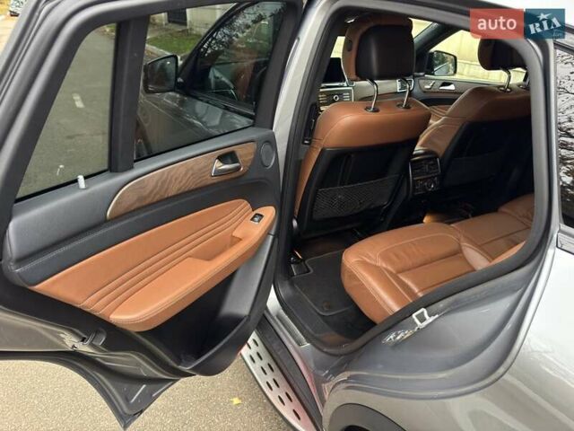 Серый Мерседес ГЛЕ-Класс, объемом двигателя 2.99 л и пробегом 169 тыс. км за 49350 $, фото 17 на Automoto.ua