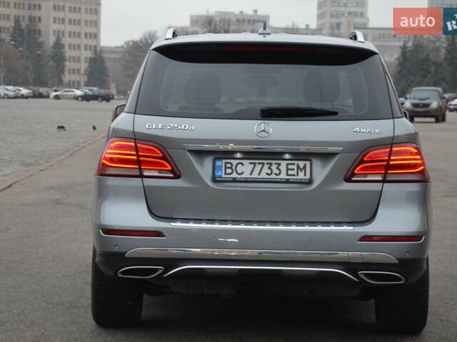 Серый Мерседес ГЛЕ-Класс, объемом двигателя 2.2 л и пробегом 211 тыс. км за 26600 $, фото 18 на Automoto.ua