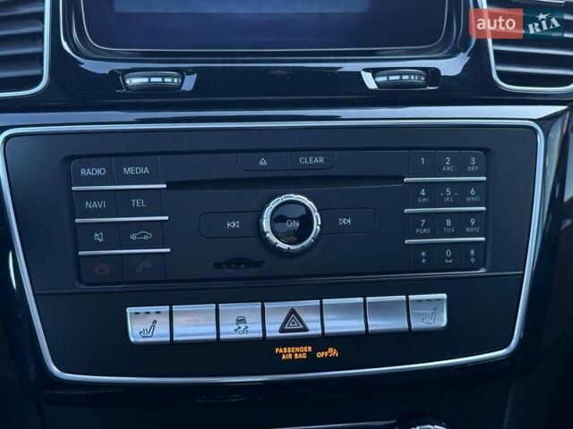 Серый Мерседес ГЛЕ-Класс, объемом двигателя 3.5 л и пробегом 159 тыс. км за 24500 $, фото 52 на Automoto.ua