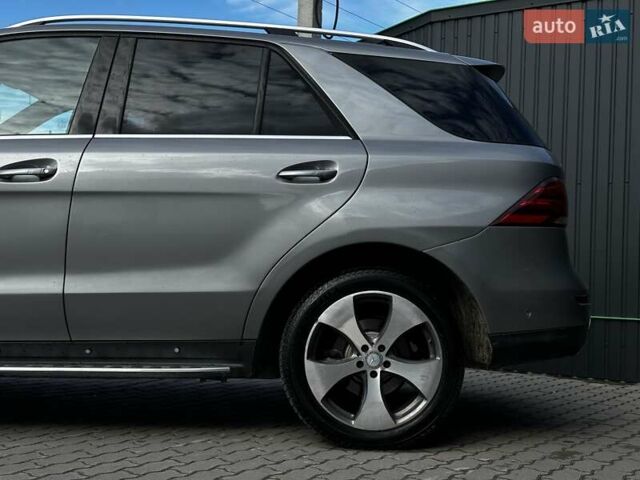 Сірий Мерседес ГЛЕ-Клас, об'ємом двигуна 3.5 л та пробігом 162 тис. км за 27499 $, фото 7 на Automoto.ua