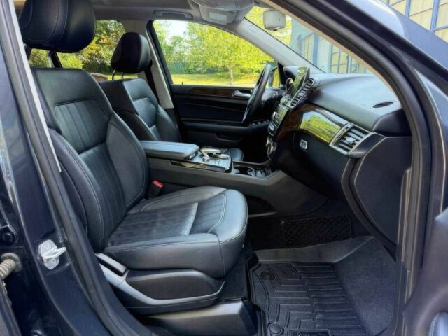 Серый Мерседес ГЛЕ-Класс, объемом двигателя 3.5 л и пробегом 78 тыс. км за 10000 $, фото 9 на Automoto.ua