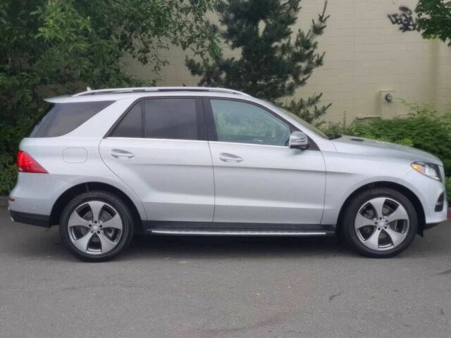 Мерседес ГЛЕ-Клас 2016 у Хмельницькому на Automoto.ua Сірий Мерседес ГЛЕ-Клас, об'ємом двигуна 3.5 л та пробігом 76 тис. км за 9700 $, фото 3 на Automoto.ua