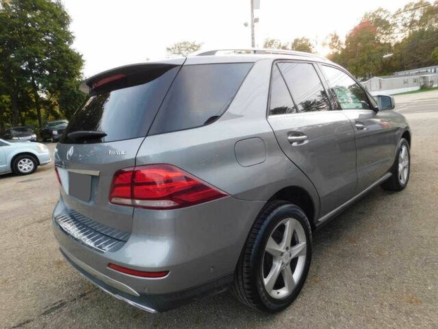 Серый Мерседес ГЛЕ-Класс, объемом двигателя 2.1 л и пробегом 78 тыс. км за 10000 $, фото 6 на Automoto.ua