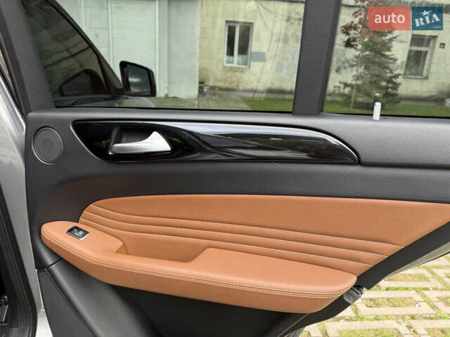 Серый Мерседес ГЛЕ-Класс, объемом двигателя 2.99 л и пробегом 194 тыс. км за 46000 $, фото 20 на Automoto.ua