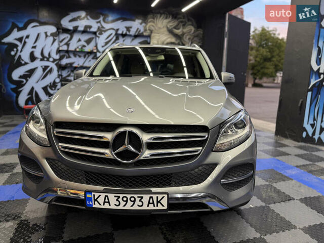 Серый Мерседес ГЛЕ-Класс, объемом двигателя 3.5 л и пробегом 117 тыс. км за 29000 $, фото 5 на Automoto.ua