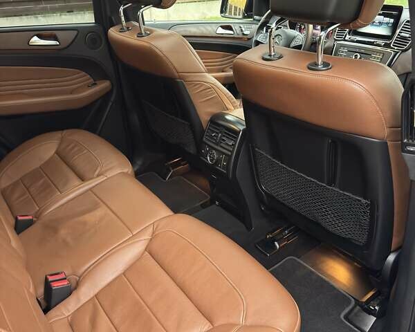 Серый Мерседес ГЛЕ-Класс, объемом двигателя 2.99 л и пробегом 169 тыс. км за 49350 $, фото 21 на Automoto.ua