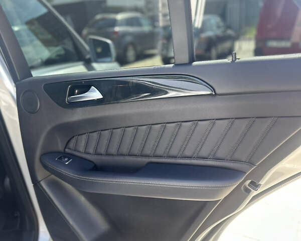 Мерседес ГЛЕ-Клас 2016 у Черкасах на Automoto.ua Сірий Мерседес ГЛЕ-Клас, об'ємом двигуна 2.99 л та пробігом 144 тис. км за 36500 $, фото 6 на Automoto.ua