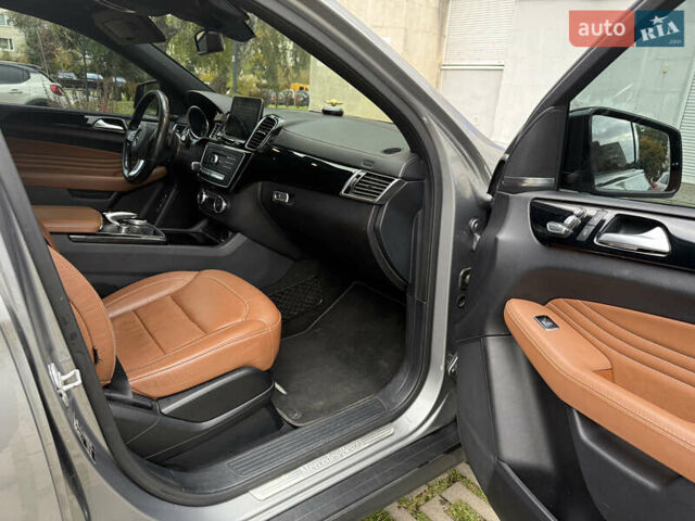 Серый Мерседес ГЛЕ-Класс, объемом двигателя 2.99 л и пробегом 194 тыс. км за 46000 $, фото 12 на Automoto.ua