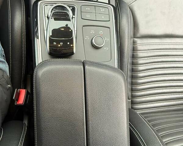 Сірий Мерседес ГЛЕ-Клас, об'ємом двигуна 2.99 л та пробігом 145 тис. км за 43000 $, фото 36 на Automoto.ua