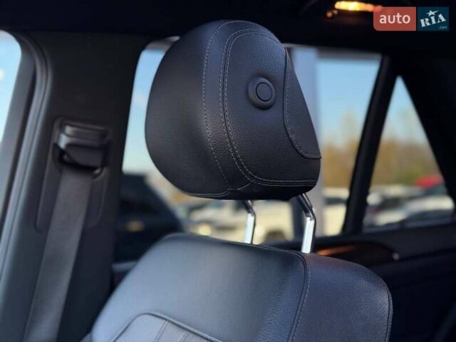 Серый Мерседес ГЛЕ-Класс, объемом двигателя 3.5 л и пробегом 159 тыс. км за 24500 $, фото 90 на Automoto.ua