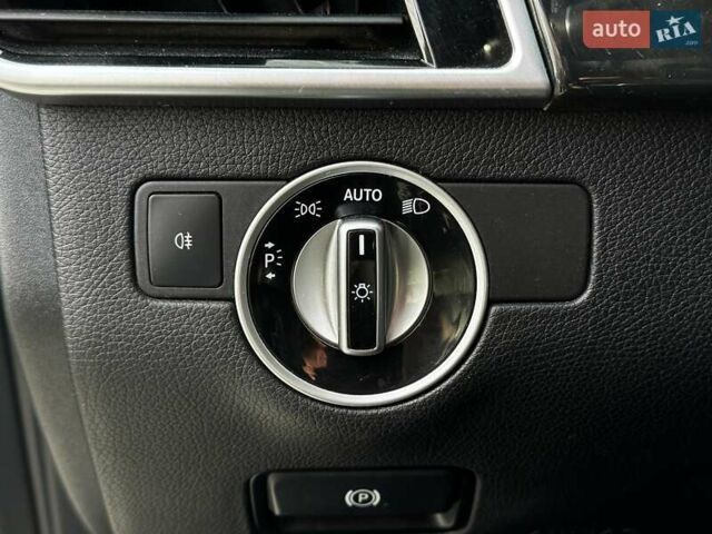 Сірий Мерседес ГЛЕ-Клас, об'ємом двигуна 3.5 л та пробігом 162 тис. км за 27499 $, фото 24 на Automoto.ua