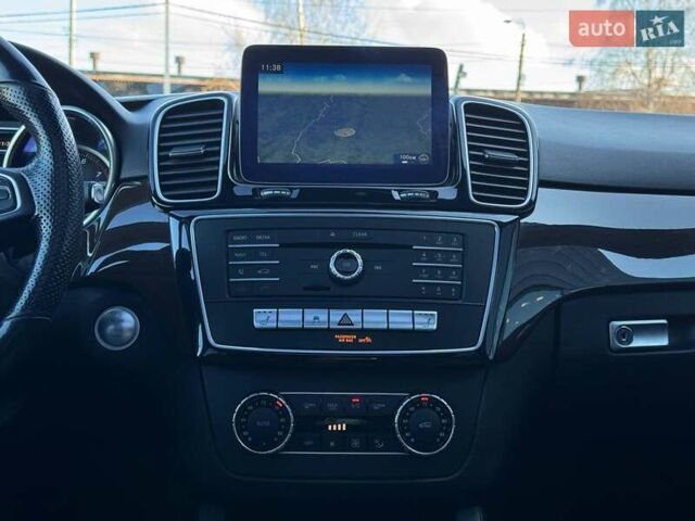 Серый Мерседес ГЛЕ-Класс, объемом двигателя 3.5 л и пробегом 159 тыс. км за 24500 $, фото 68 на Automoto.ua