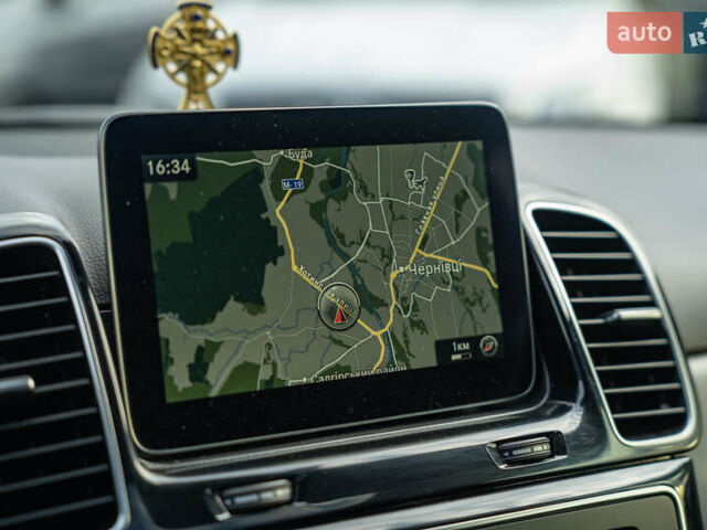 Серый Мерседес ГЛЕ-Класс, объемом двигателя 2.99 л и пробегом 253 тыс. км за 37500 $, фото 32 на Automoto.ua