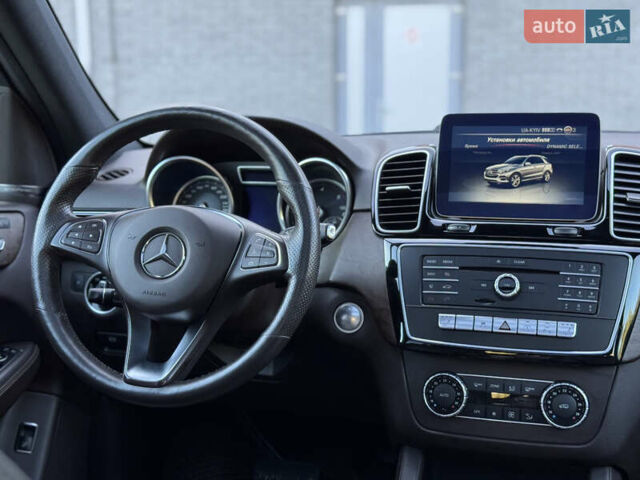Серый Мерседес ГЛЕ-Класс, объемом двигателя 2.99 л и пробегом 127 тыс. км за 36499 $, фото 24 на Automoto.ua