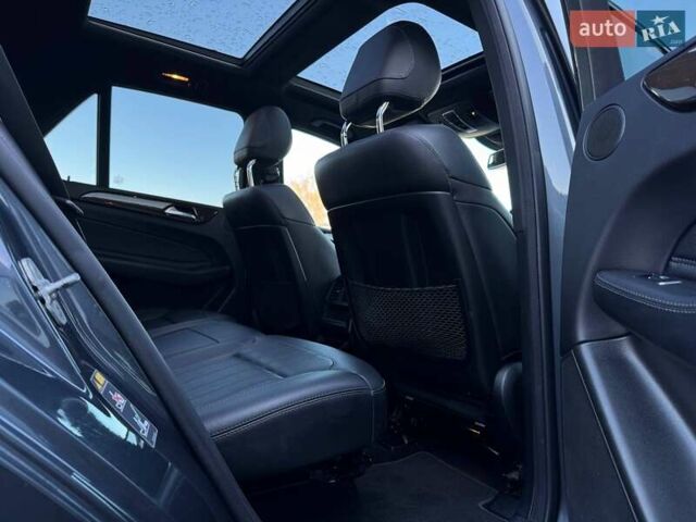 Серый Мерседес ГЛЕ-Класс, объемом двигателя 3.5 л и пробегом 159 тыс. км за 24500 $, фото 73 на Automoto.ua
