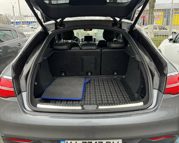 Серый Мерседес ГЛЕ-Класс, объемом двигателя 3 л и пробегом 58 тыс. км за 44777 $, фото 19 на Automoto.ua