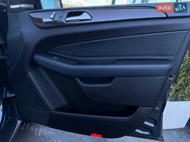 Серый Мерседес ГЛЕ-Класс, объемом двигателя 3.5 л и пробегом 159 тыс. км за 24500 $, фото 85 на Automoto.ua