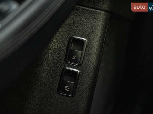 Серый Мерседес ГЛЕ-Класс, объемом двигателя 2.99 л и пробегом 253 тыс. км за 37500 $, фото 21 на Automoto.ua