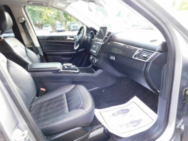 Серый Мерседес ГЛЕ-Класс, объемом двигателя 2.1 л и пробегом 78 тыс. км за 10000 $, фото 7 на Automoto.ua