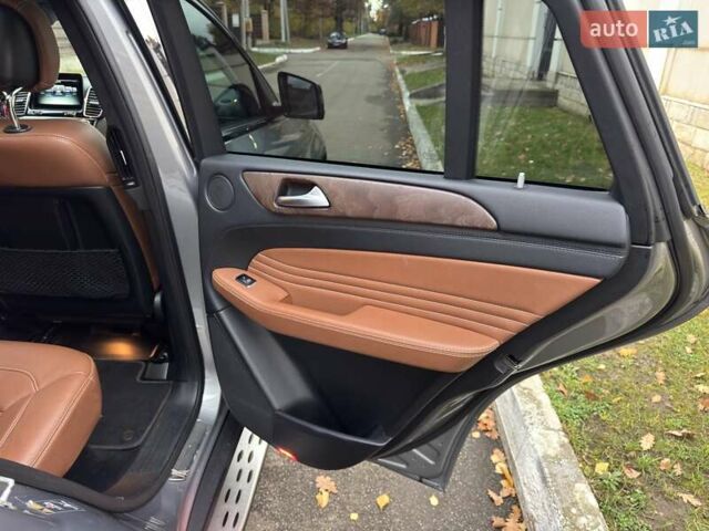 Серый Мерседес ГЛЕ-Класс, объемом двигателя 2.99 л и пробегом 169 тыс. км за 49350 $, фото 20 на Automoto.ua