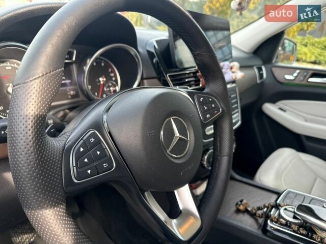 Сірий Мерседес ГЛЕ-Клас, об'ємом двигуна 3.5 л та пробігом 165 тис. км за 28000 $, фото 42 на Automoto.ua